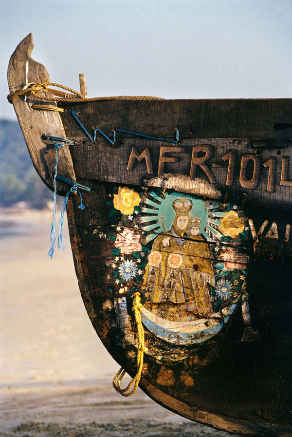Boat in Goa with gods